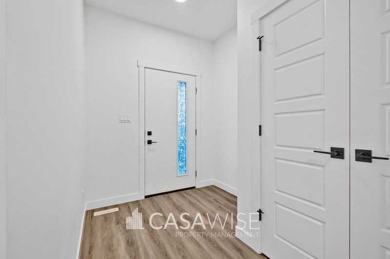 17314 6a St Ne #MAIN - Photo 5 of 23