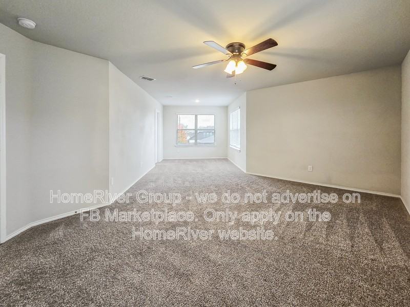 6348 Sloop St - Photo 6 of 21