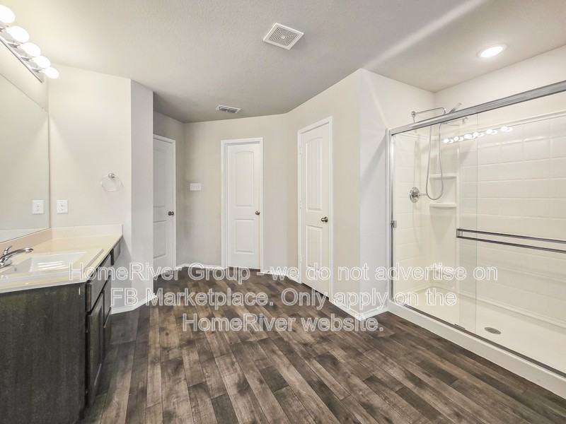 6348 Sloop St - Photo 7 of 21