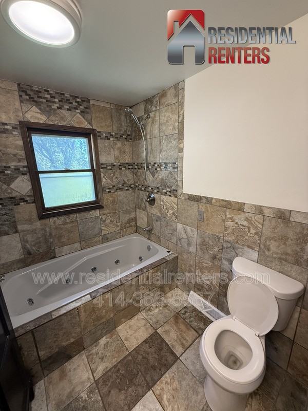 7809 W Mill Rd - Photo 6 of 9