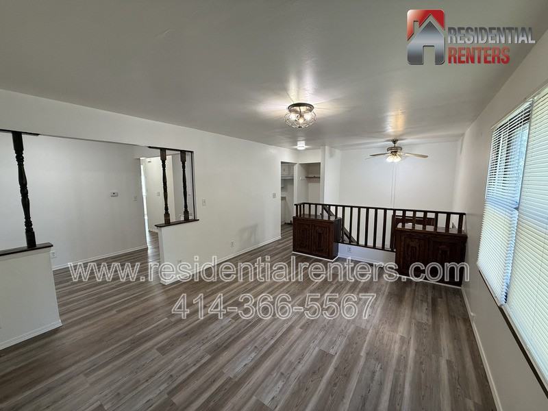 7809 W Mill Rd - Photo 7 of 9