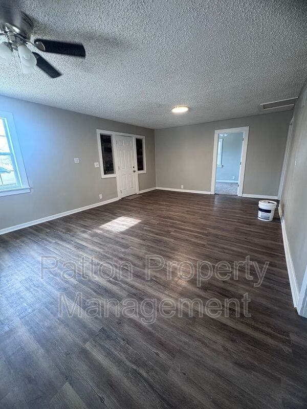 3409 S Polk St - Photo 2 of 6