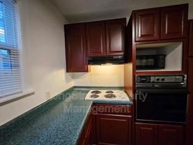 634 Sw Grant St #1 - Photo 1 of 1