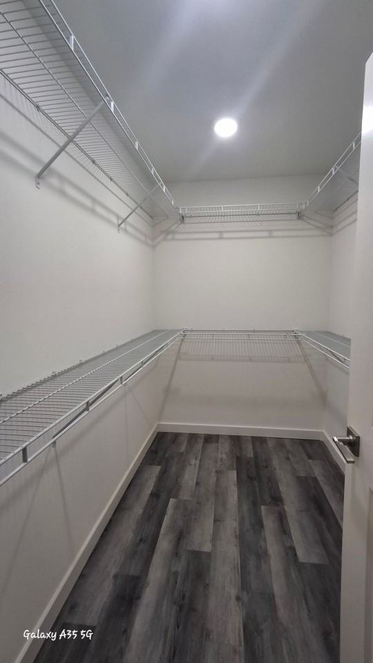 3162 Oleander Ave - Photo 5 of 16