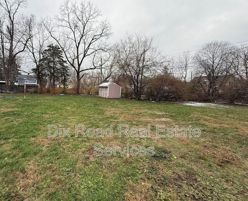 2224 Whittier St - Photo 7 of 26