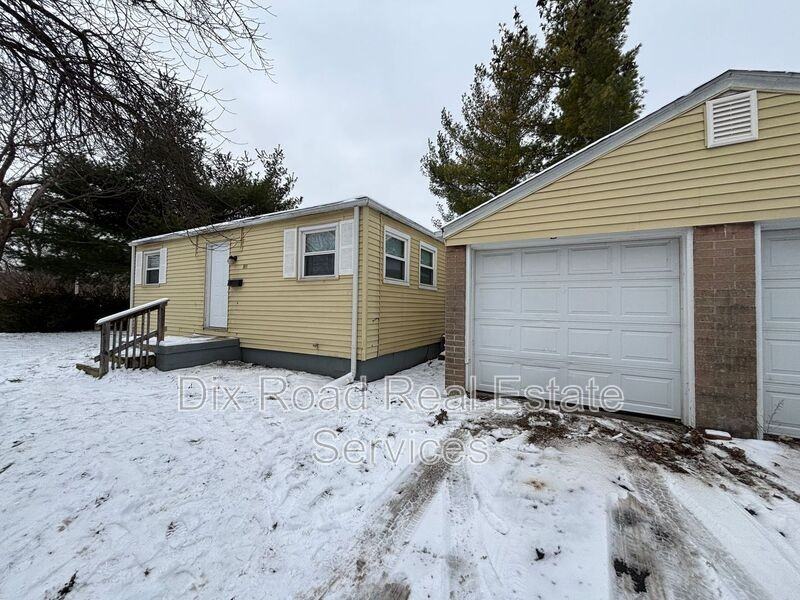 636 Wampler Ave - Photo 5 of 26