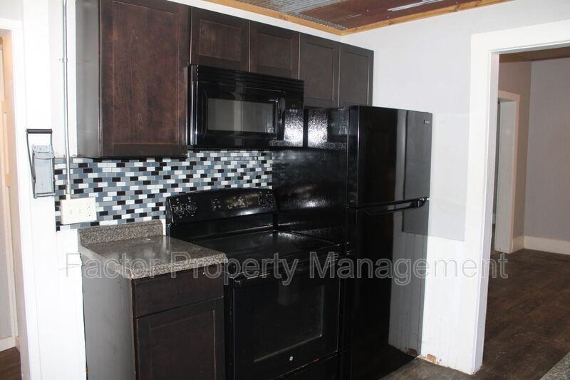 510 N 4th St - Photo 4 of 13