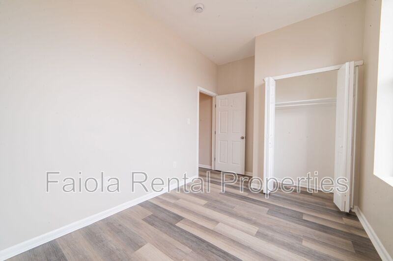 112 High St N #C2 - Photo 5 of 7