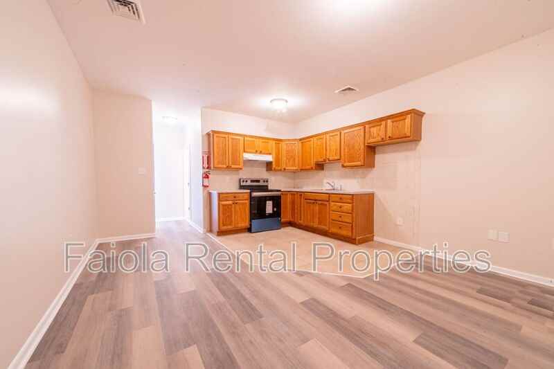 112 High St N #C2 - Photo 7 of 7