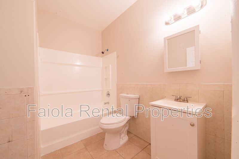 112 High St N #C4 - Photo 7 of 7