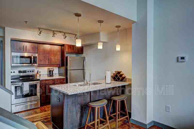 1101 Hawthorne Ln #255 - Photo 5 of 8