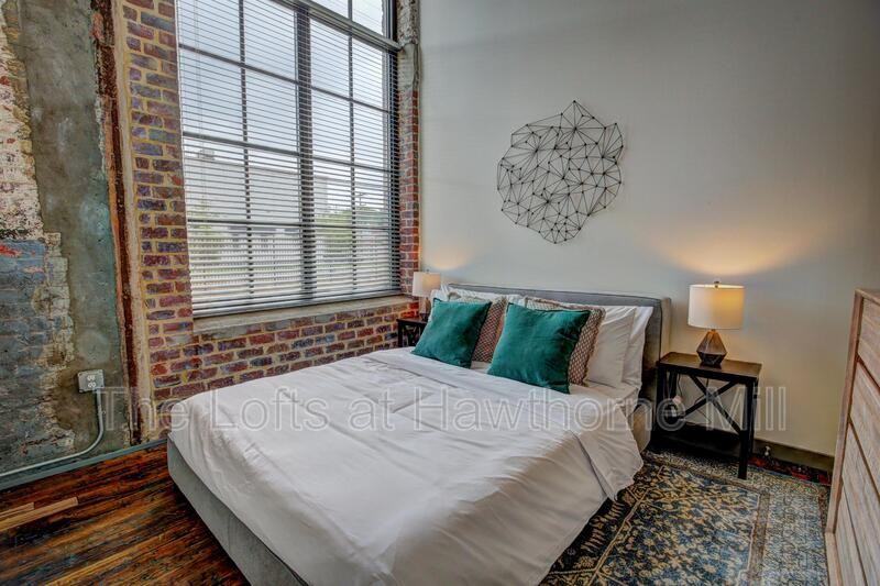 1101 Hawthorne Ln #255 - Photo 7 of 8