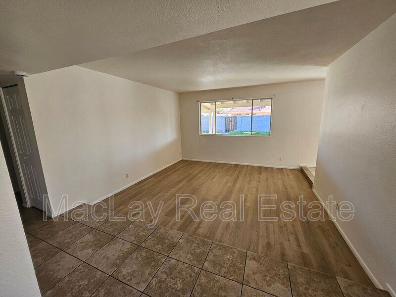 513 N Apache Dr - Photo 7 of 21