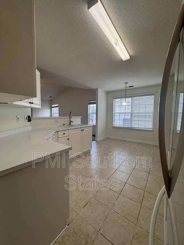 115 Crossview Dr - Photo 6 of 28