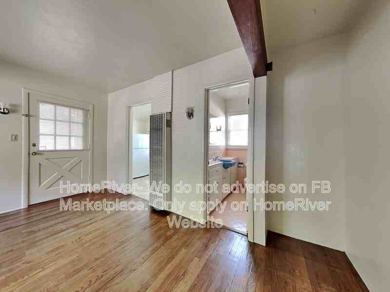 2827 I St #5 - Photo 2 of 18