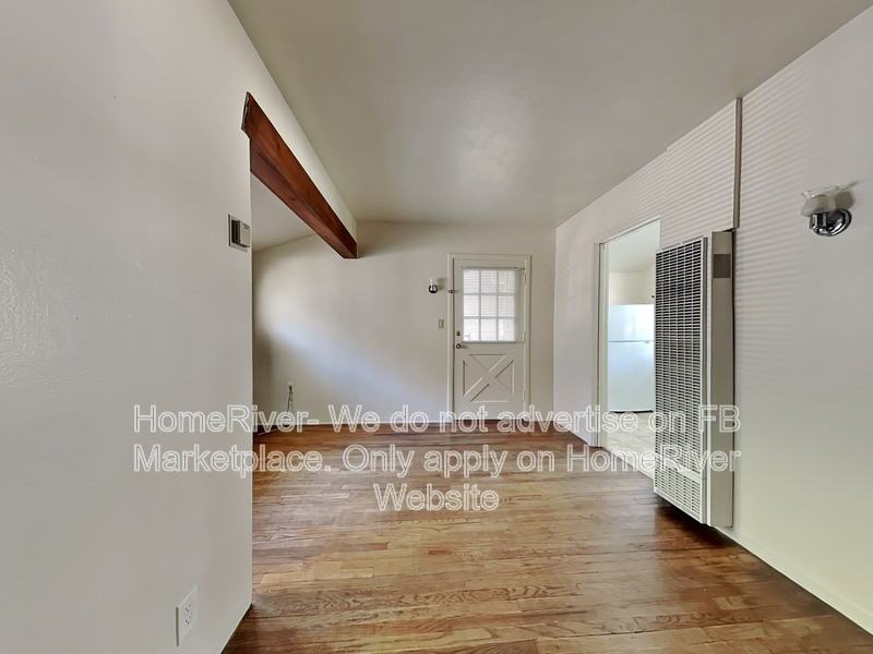 2827 I St #5 - Photo 4 of 18