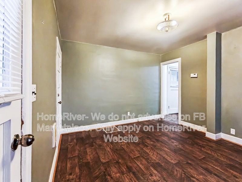 2404 E Diamond Ave #B - Photo 5 of 22