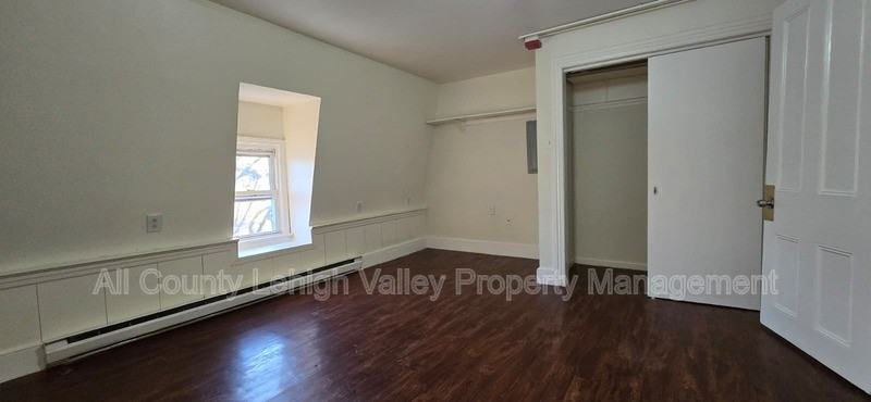 51 S 5th St - Photo 5 of 6