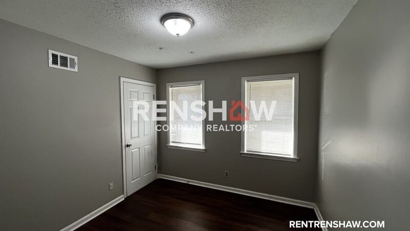 2560 Thackery Dr - Photo 2 of 19