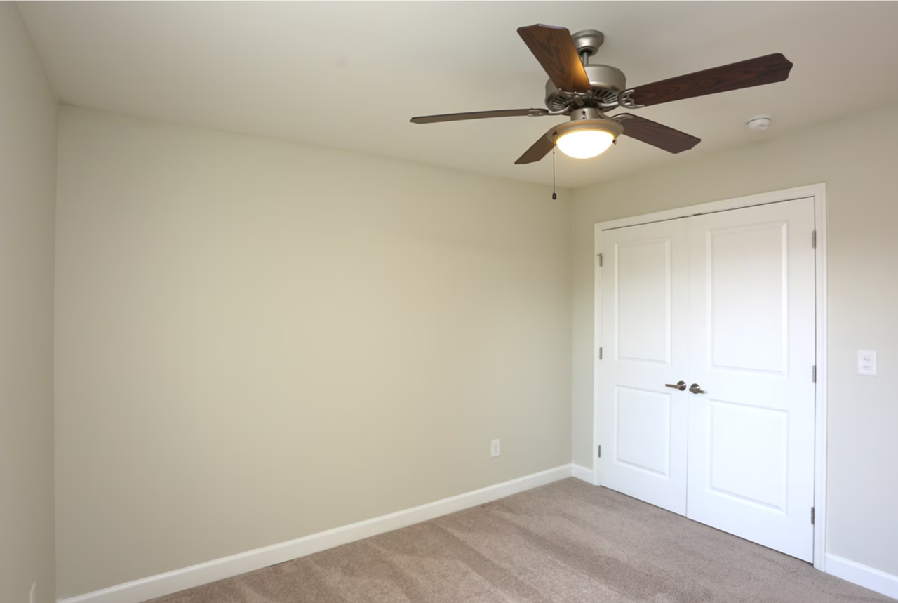 Courtyard Commons - Photo 4 of 15