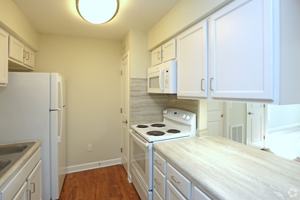 featured image of 500 W Main St