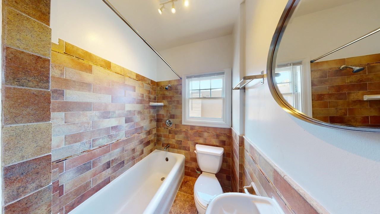 2410 Dwight Way - Photo 4 of 28