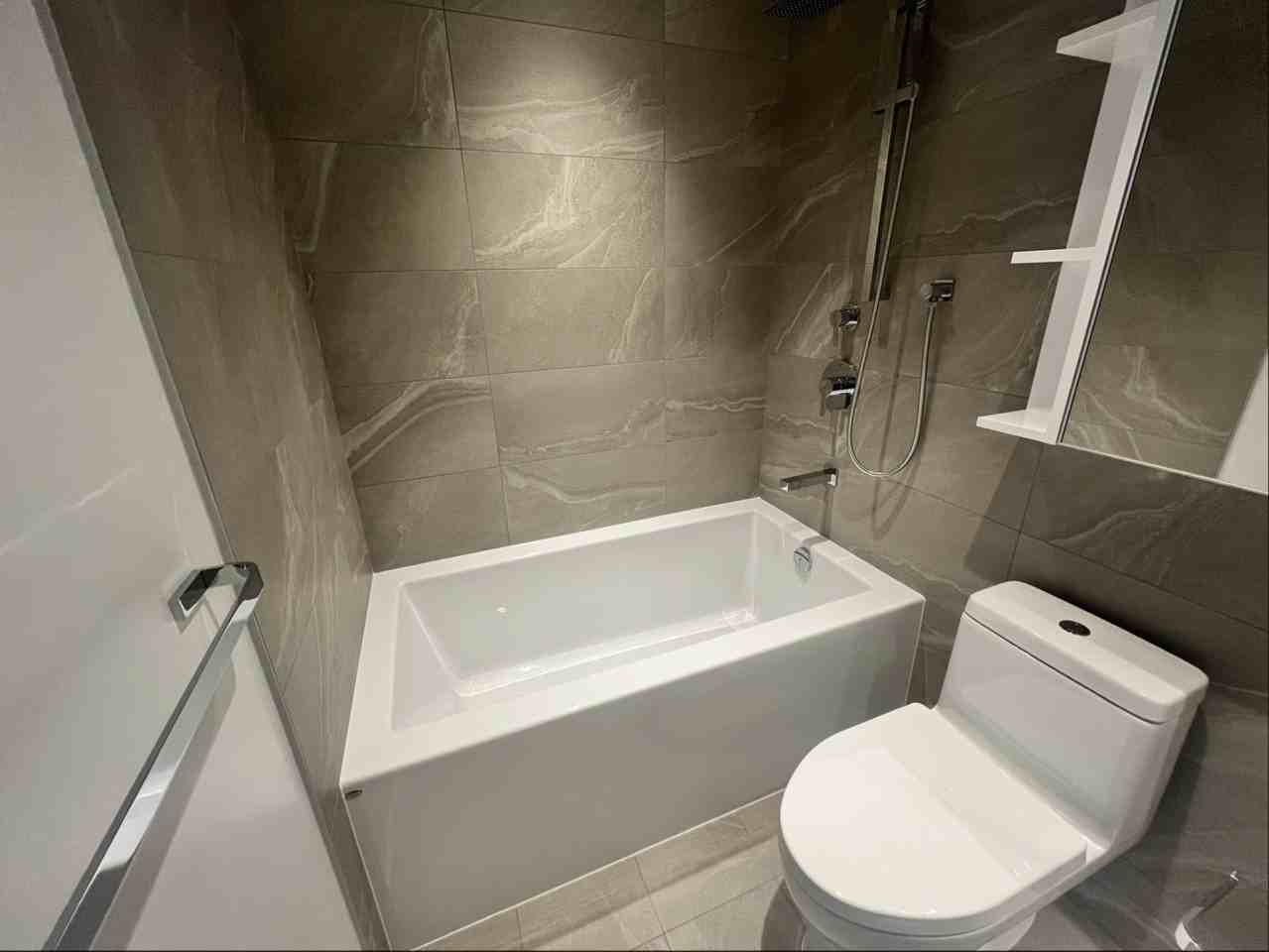 6600 Minoru Boulevard - Photo 6 of 13