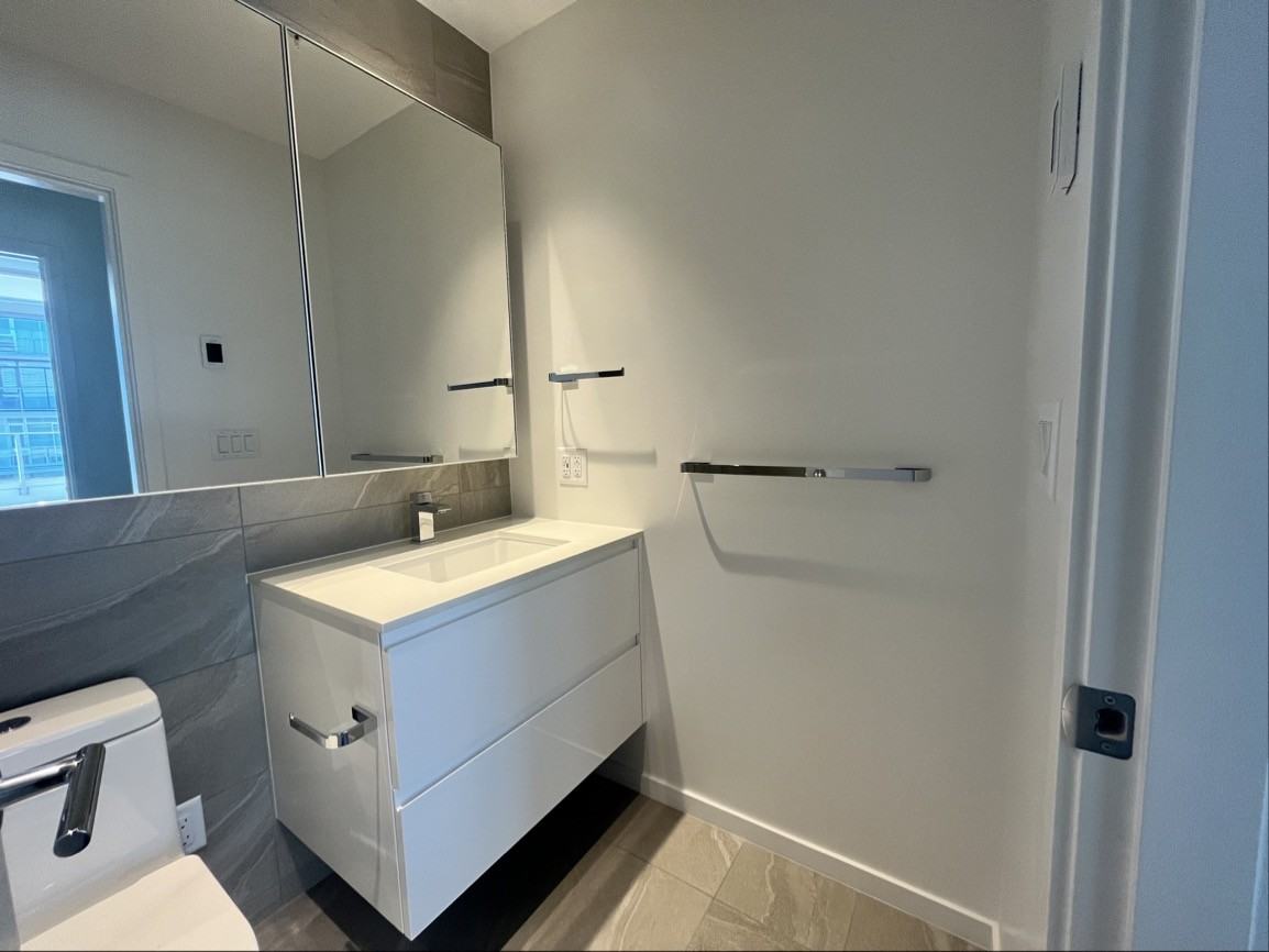 6600 Minoru Boulevard - Photo 7 of 13