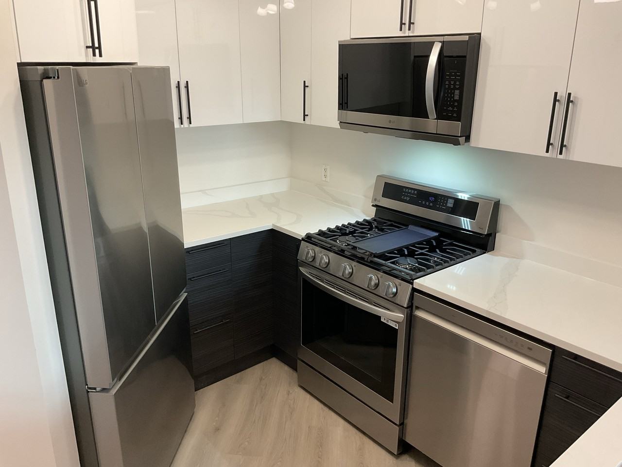 5889 Irmin Street - Photo 4 of 18