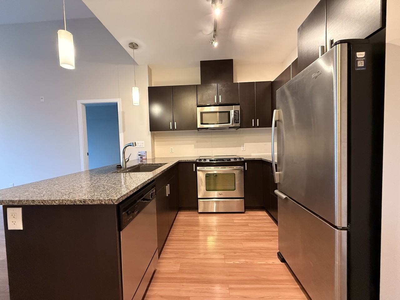 7511 120 Street - Photo 6 of 10