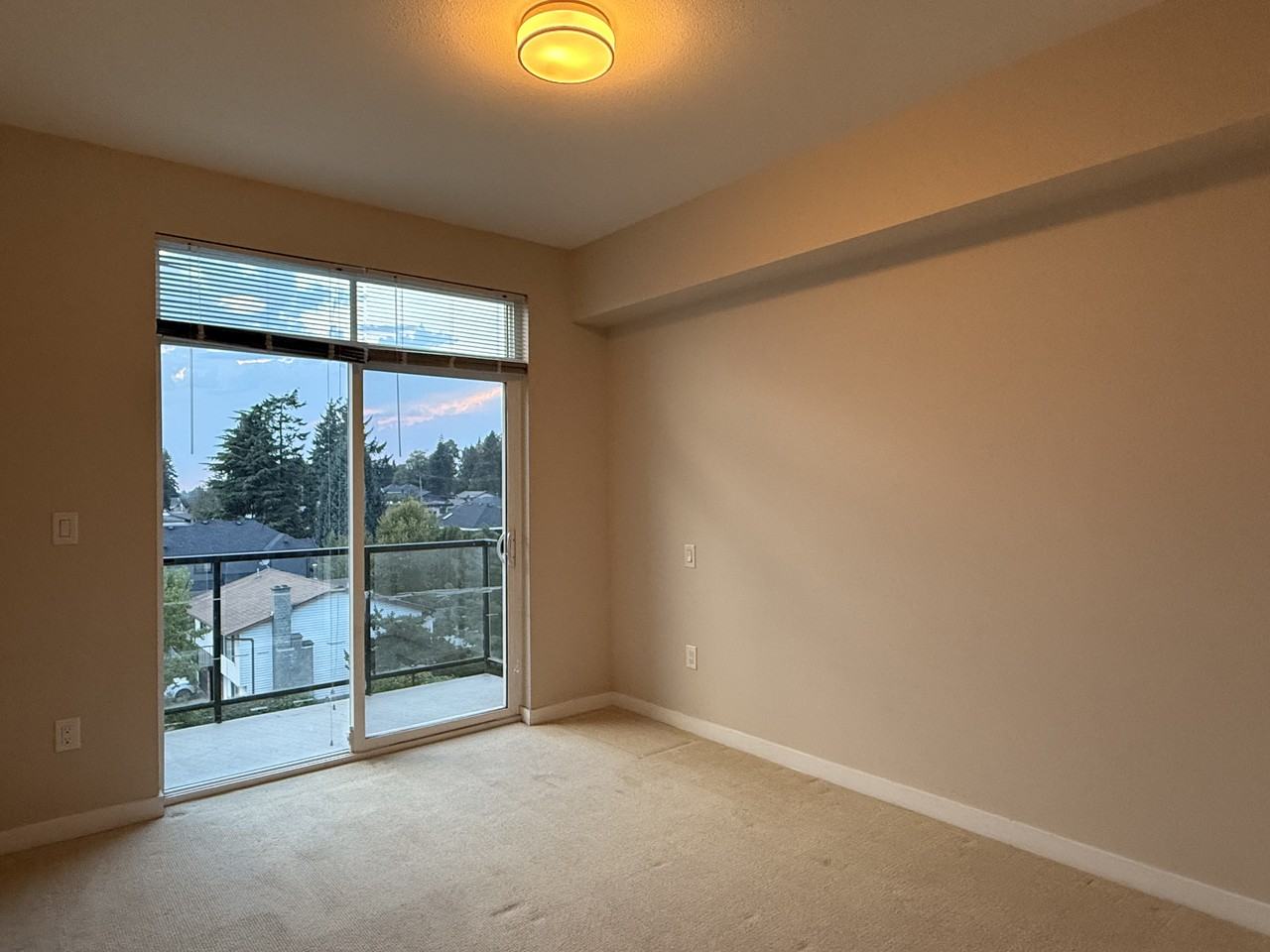 7511 120 Street - Photo 4 of 10