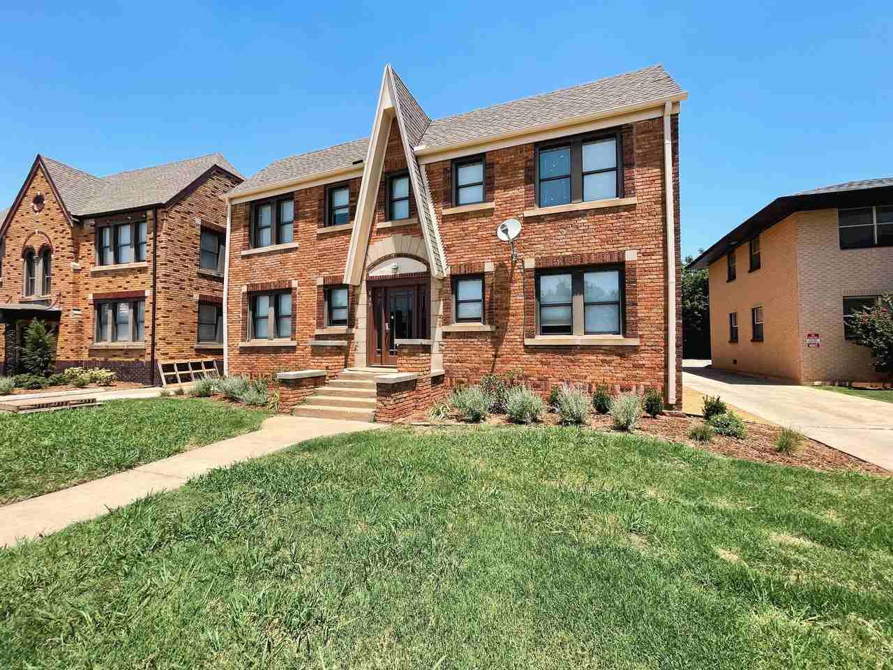 835 East Drive - Photo 7 of 11