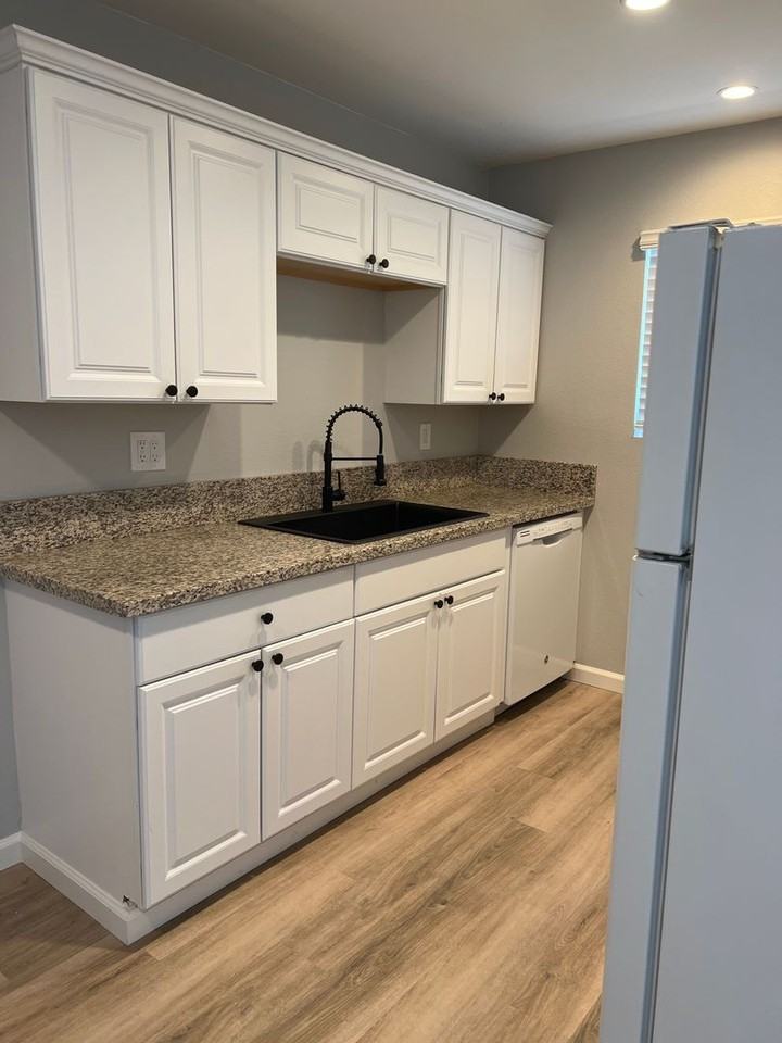 951 North Vulcan Avenue - Photo 2 of 19