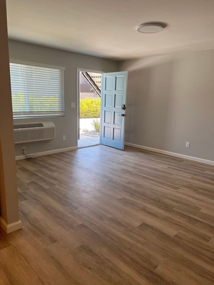 951 North Vulcan Avenue - Photo 4 of 19