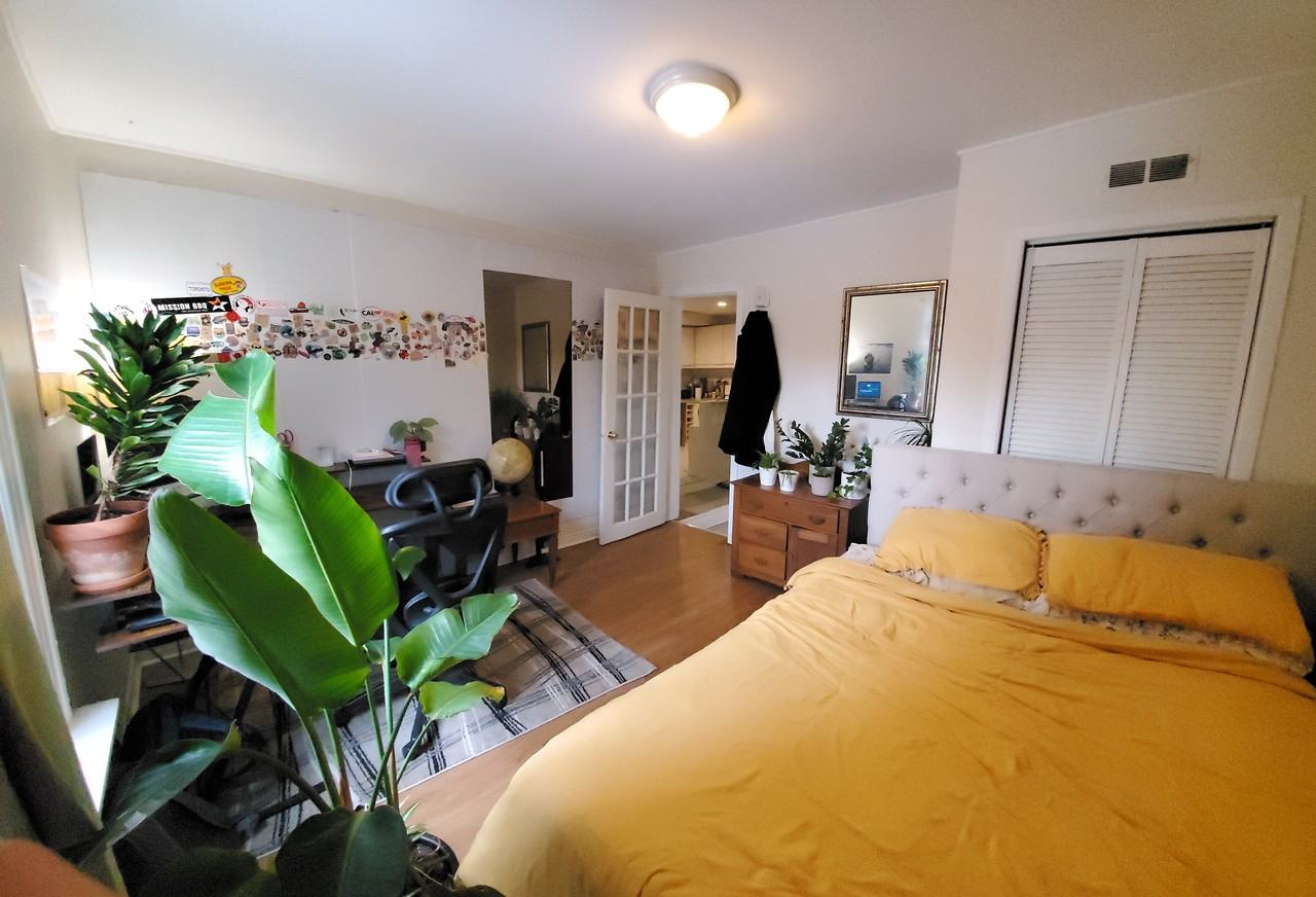 Queen St E & Kenilworth Ave #A - Photo 2 of 27