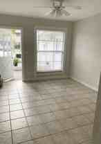 2113 NE 9th Ave - Photo 1 of 1