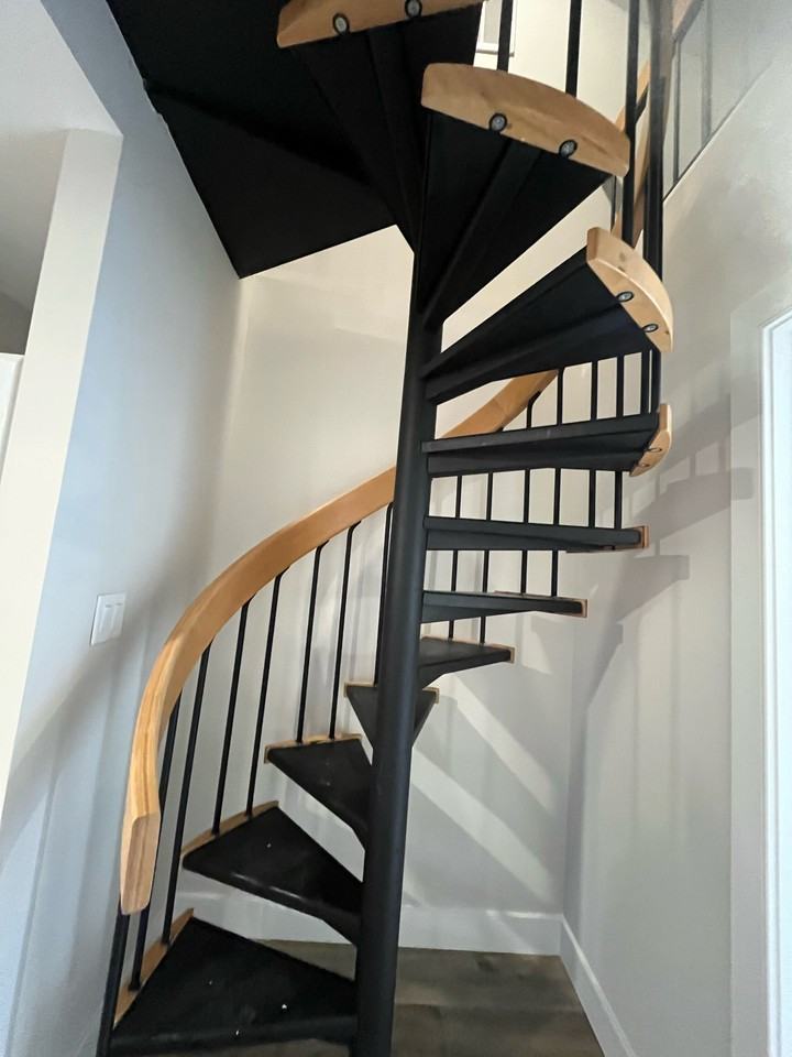 108 Walnut Street - Photo 7 of 16