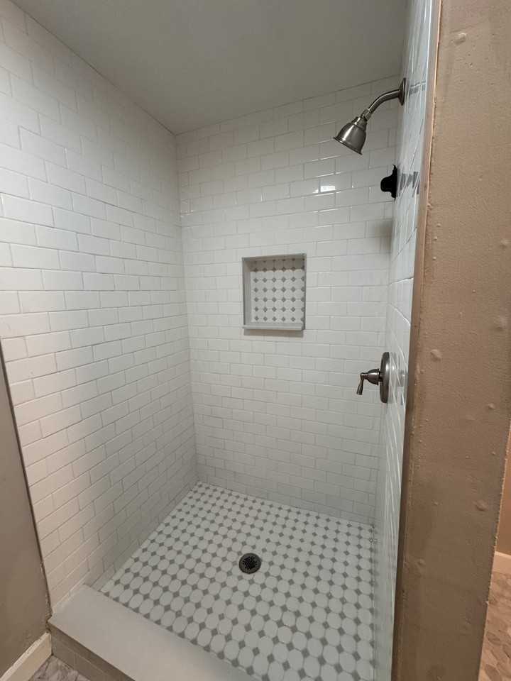 20 West 3rd Street - Photo 6 of 7