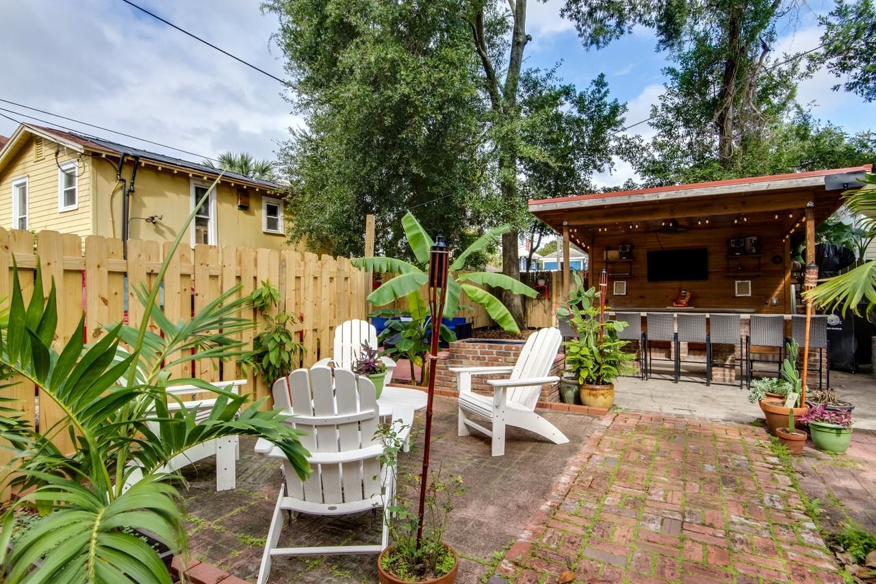 115 West 2nd Street - Photo 3 of 14