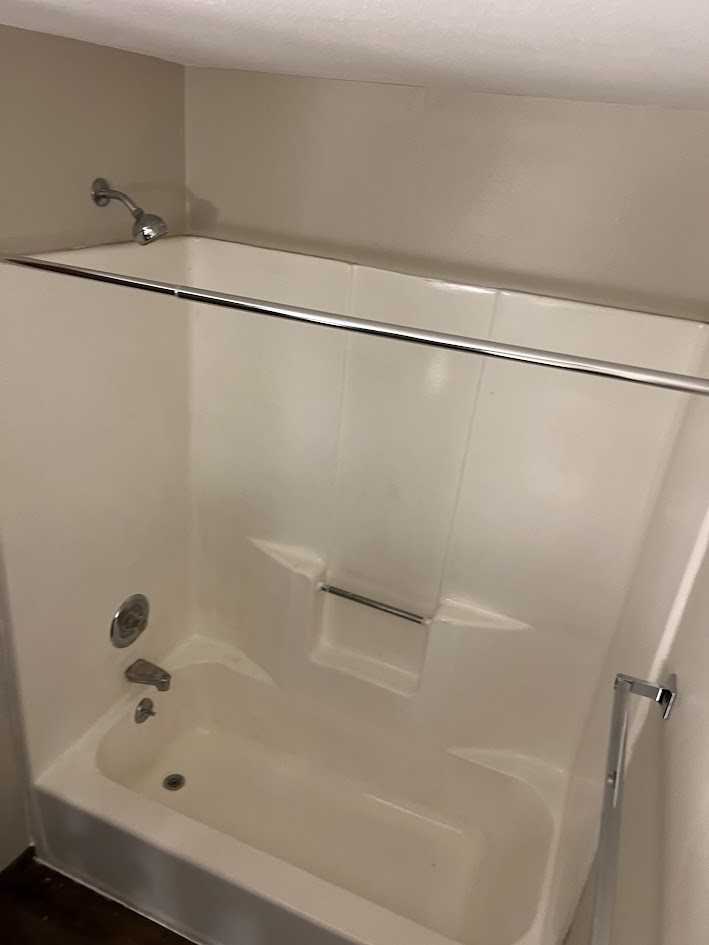 1617 Kenilworth Court - Photo 2 of 14