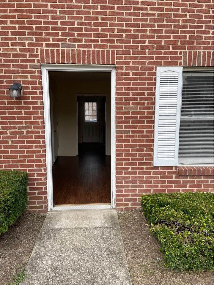 139 Alycia Drive - Photo 2 of 19