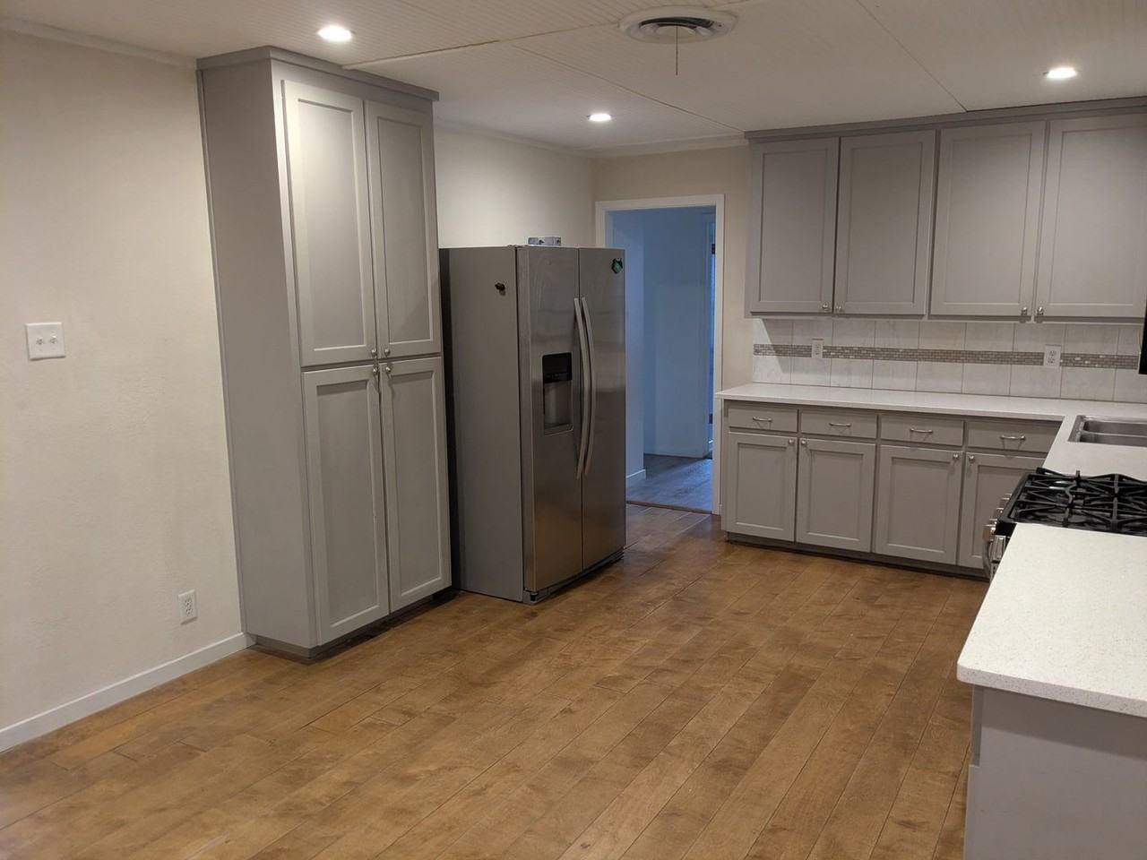 802 Shady Ln - Photo 5 of 17