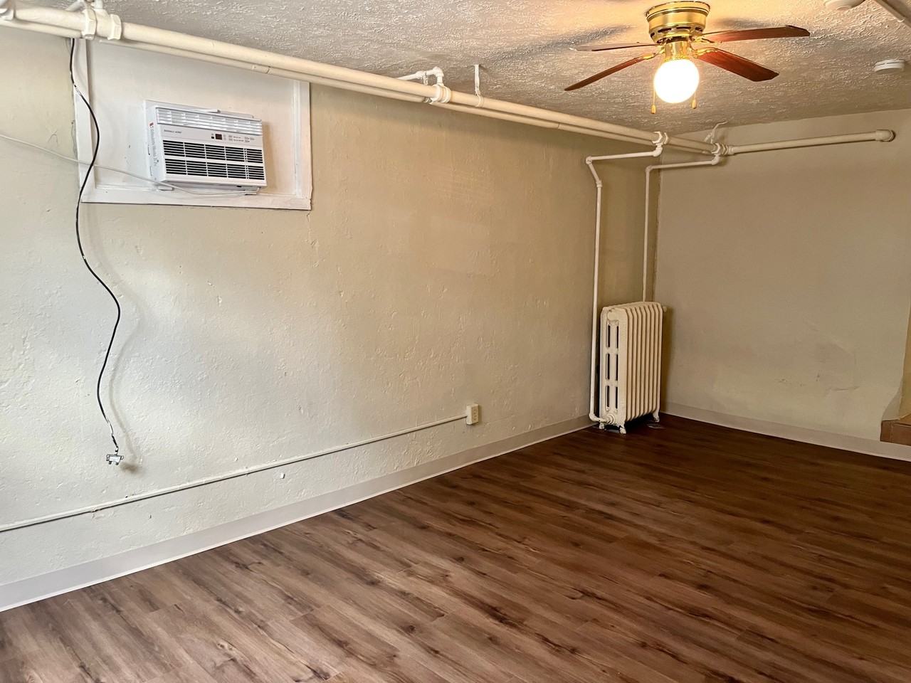 614 S 5th Street - Photo 3 of 8