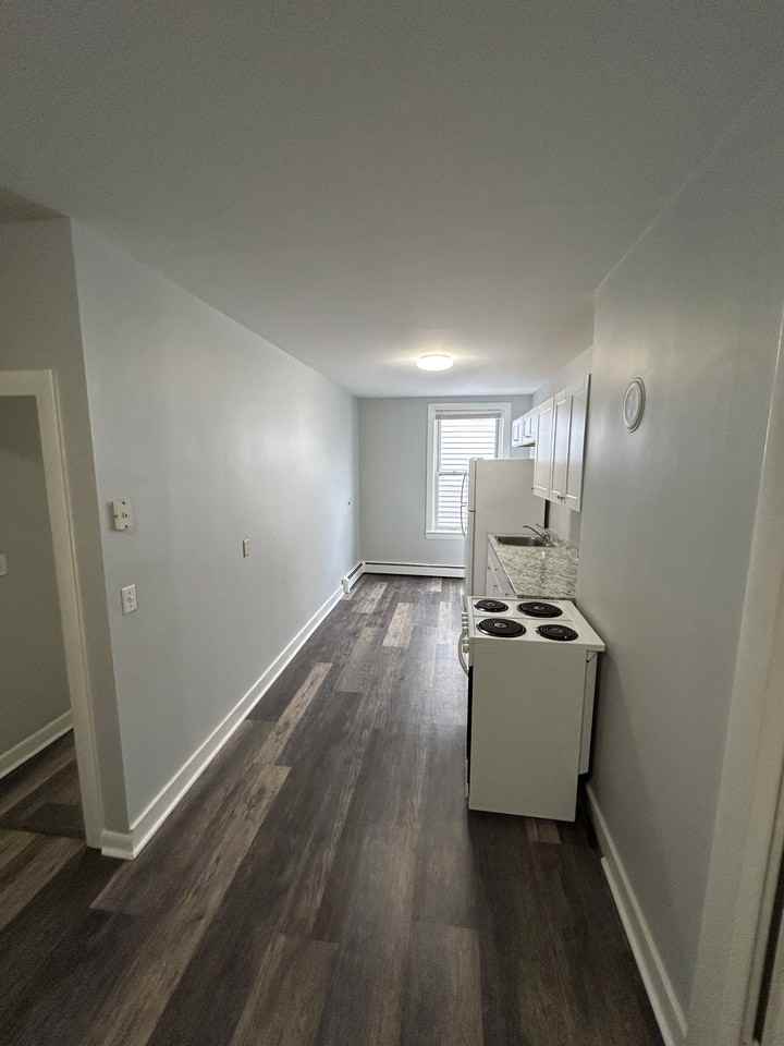 8-12 Exchange Street - Photo 2 of 7