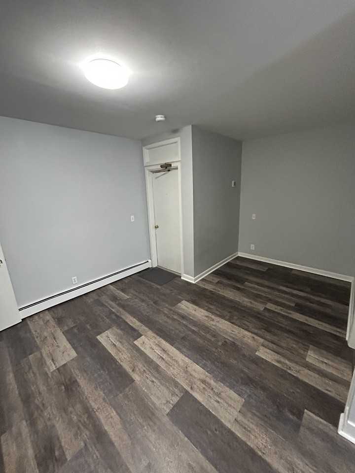 8-12 Exchange Street - Photo 4 of 7