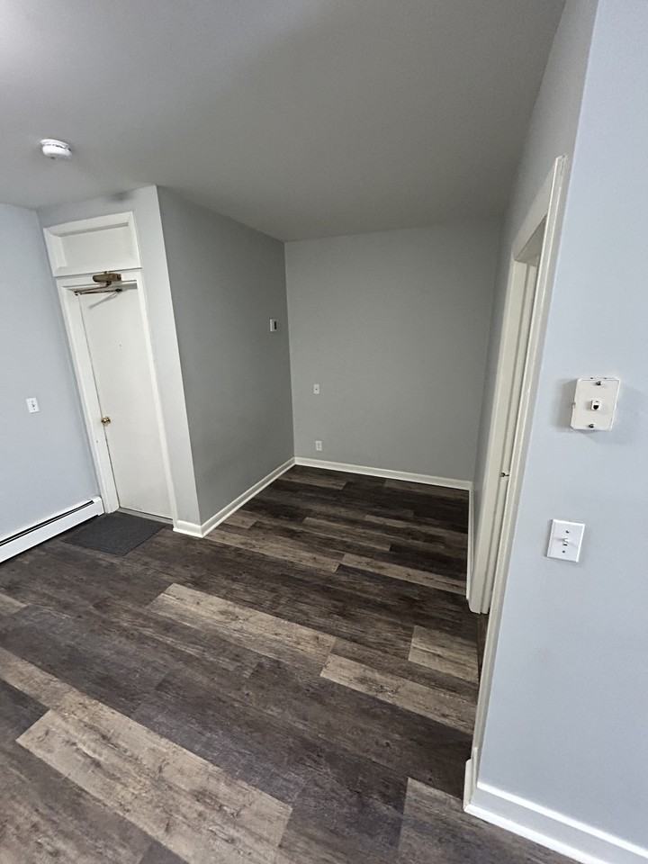 8-12 Exchange Street - Photo 6 of 7