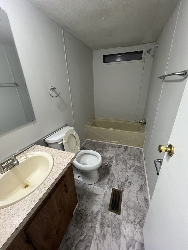 705 Gun Club Road - Photo 5 of 23