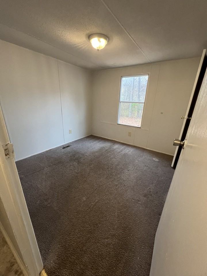 705 Gun Club Road - Photo 7 of 10