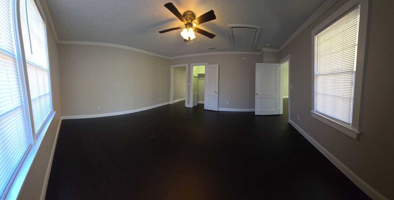 514 Beaufort Dr - Photo 3 of 16