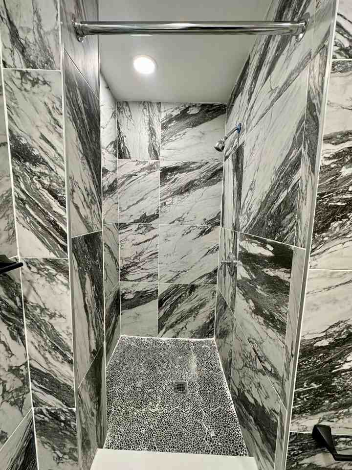 33 Gloucester St #3 - Photo 6 of 11